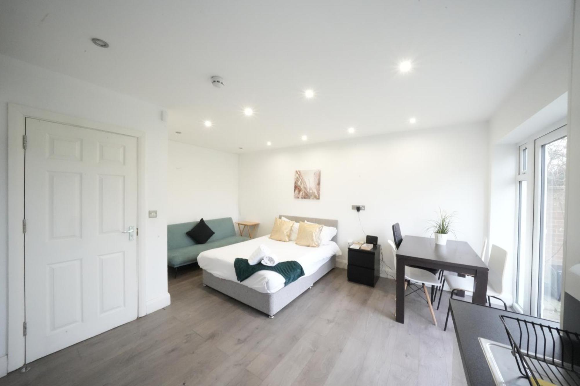 The Hatton Rooms Harlington  Exterior foto