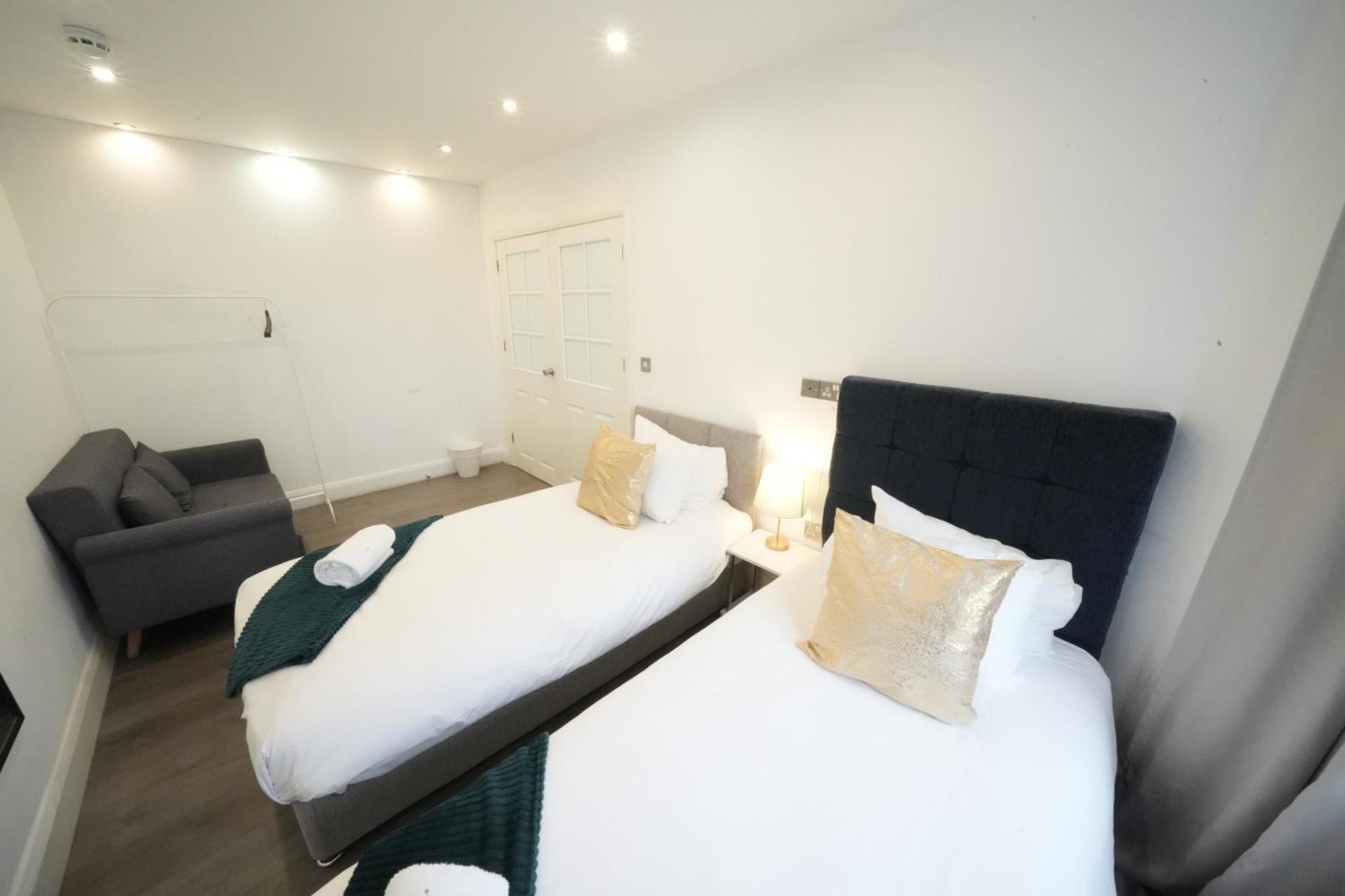 The Hatton Rooms Harlington  Exterior foto